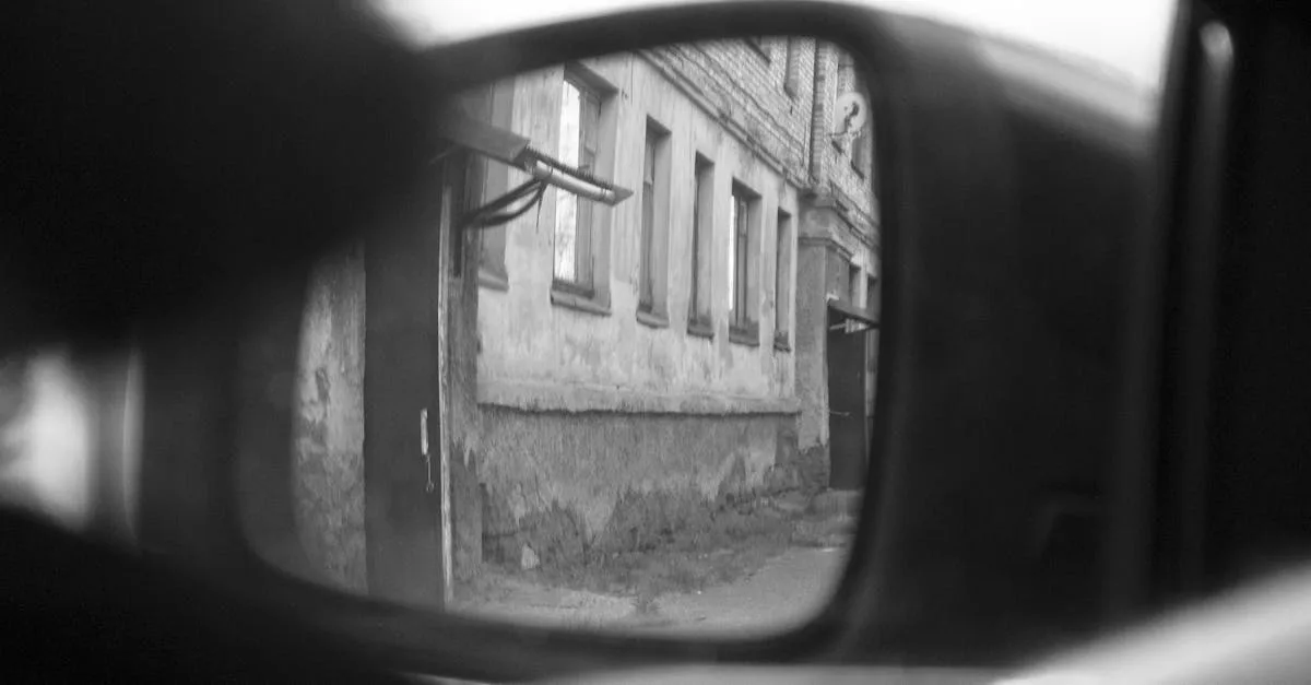 découvrez la signification des heures miroir et leur influence spirituelle. explorez interprétations et messages cachés derrière les heures doubles.