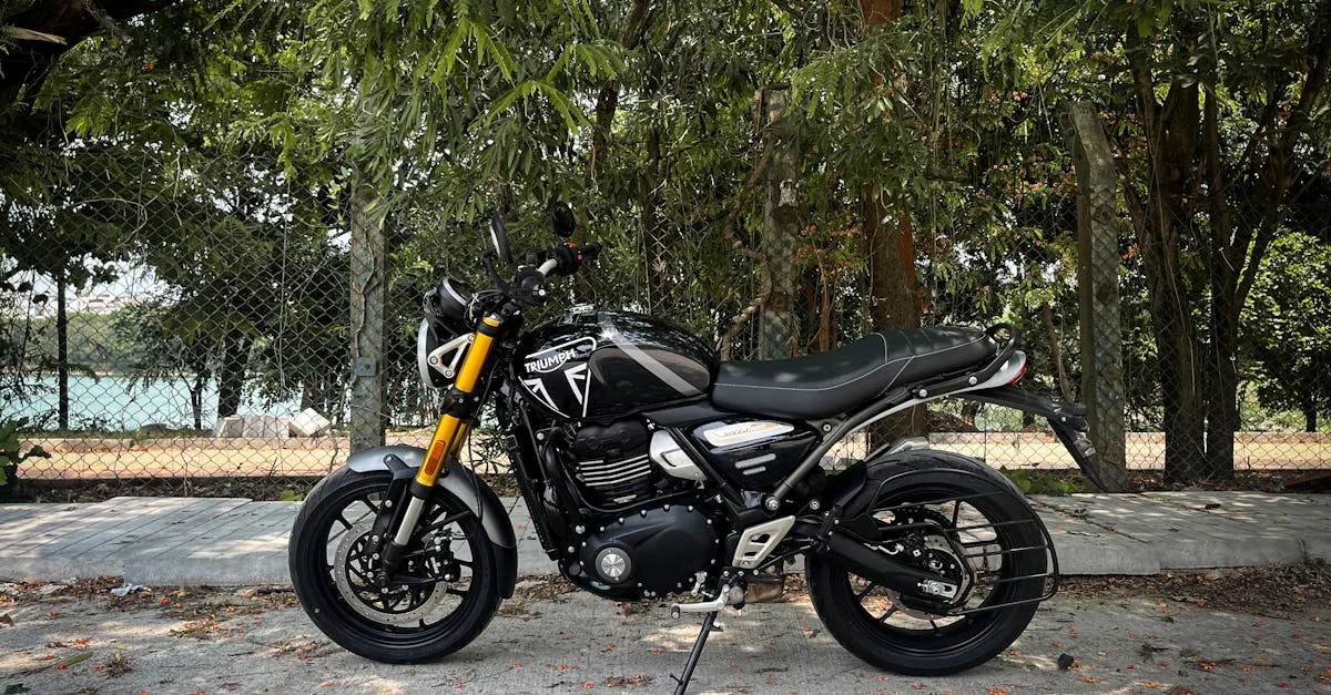 découvrez triumph, la marque emblématique de motos alliant performance, design et innovation pour les passionnés de conduite.