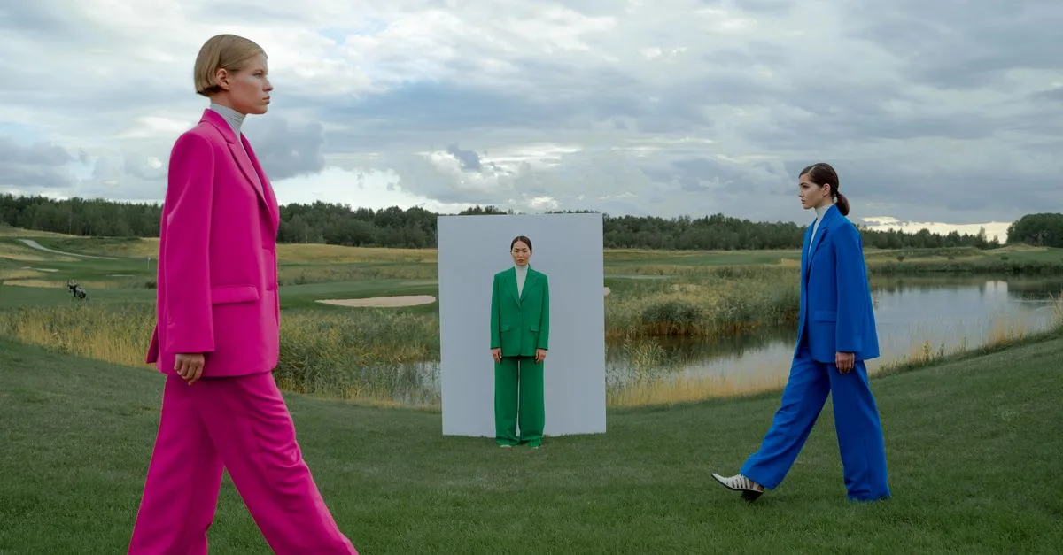 découvrez comment éviter l'effet costume oversize pour un look parfaitement ajusté et élégant.