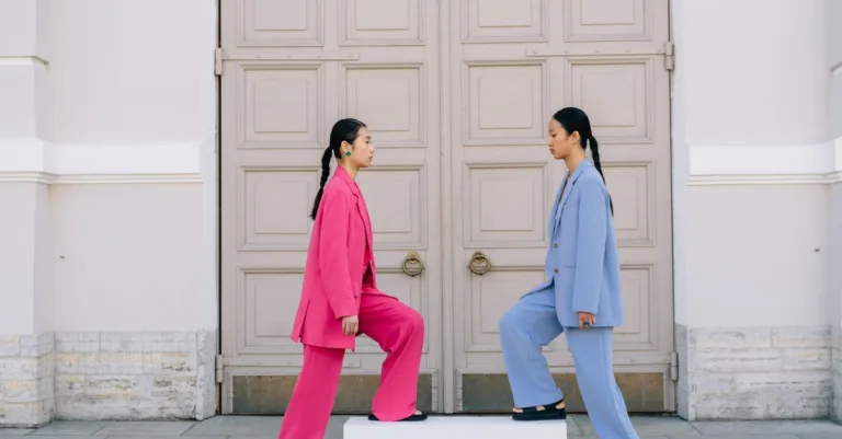 découvrez comment éviter l'effet costume trop grand pour un style élégant et ajusté à chaque occasion.