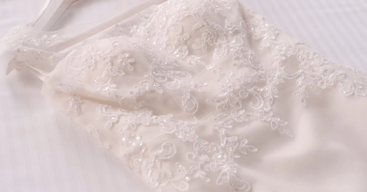 découvrez les robes de mariée pronovias, alliant élégance, qualité et design sophistiqué pour un mariage inoubliable.