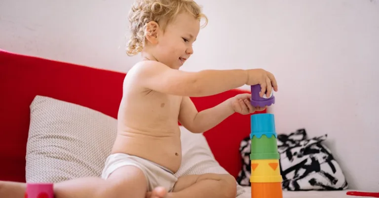 découvrez tout pour bébé : conseils, produits essentiels, soins et bien-être pour accompagner les premiers mois de votre enfant.