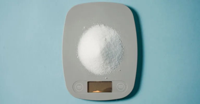 convertisseur de masse précis et facile à utiliser pour toutes vos unités de poids. transformez rapidement kilogrammes, grammes, livres et plus encore.