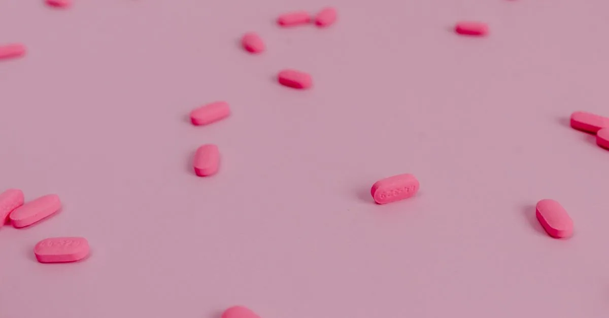 découvrez les effets secondaires possibles du tryptophane, un acide aminé essentiel, et apprenez comment l'utiliser en toute sécurité pour éviter les risques pour la santé.